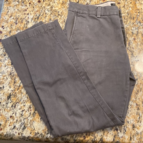 Men’s chinos - Picture 7 of 7